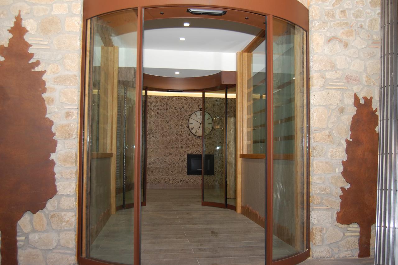 National Park Hotel & Spa Cotronei Εξωτερικό φωτογραφία