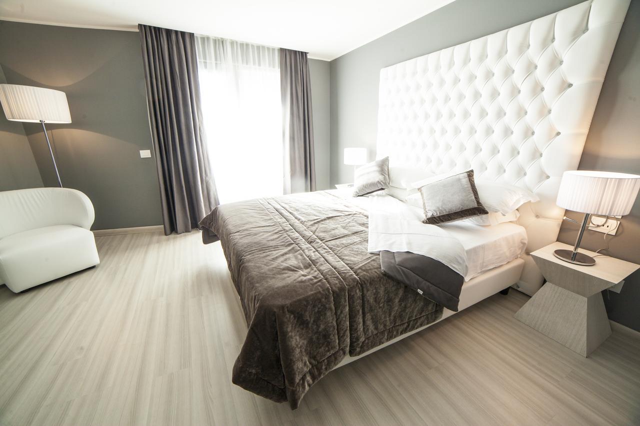 National Park Hotel & Spa Cotronei Εξωτερικό φωτογραφία
